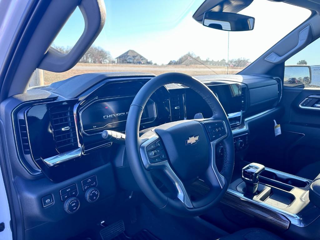 new 2025 Chevrolet Silverado 1500 car, priced at $54,917