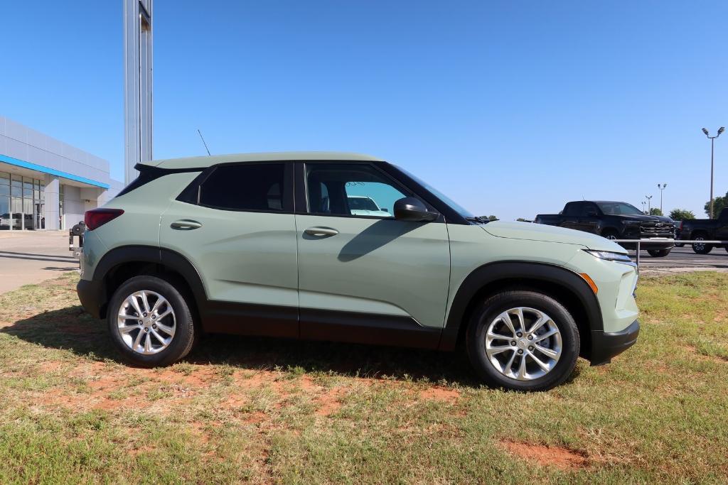 new 2026 Chevrolet TrailBlazer car, priced at $25,650