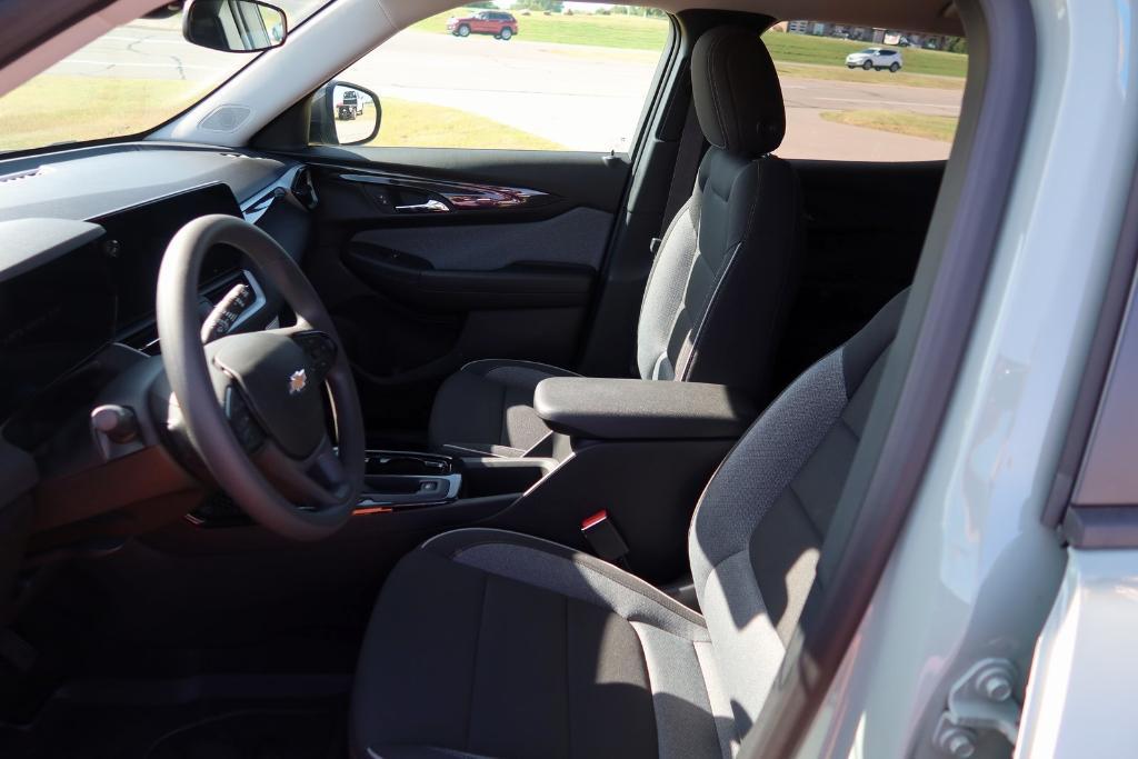new 2026 Chevrolet TrailBlazer car, priced at $25,650