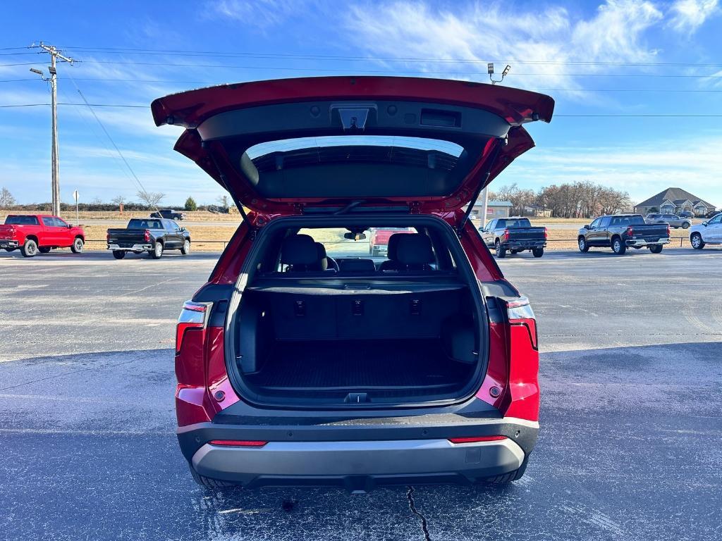 new 2025 Chevrolet Equinox car, priced at $30,260