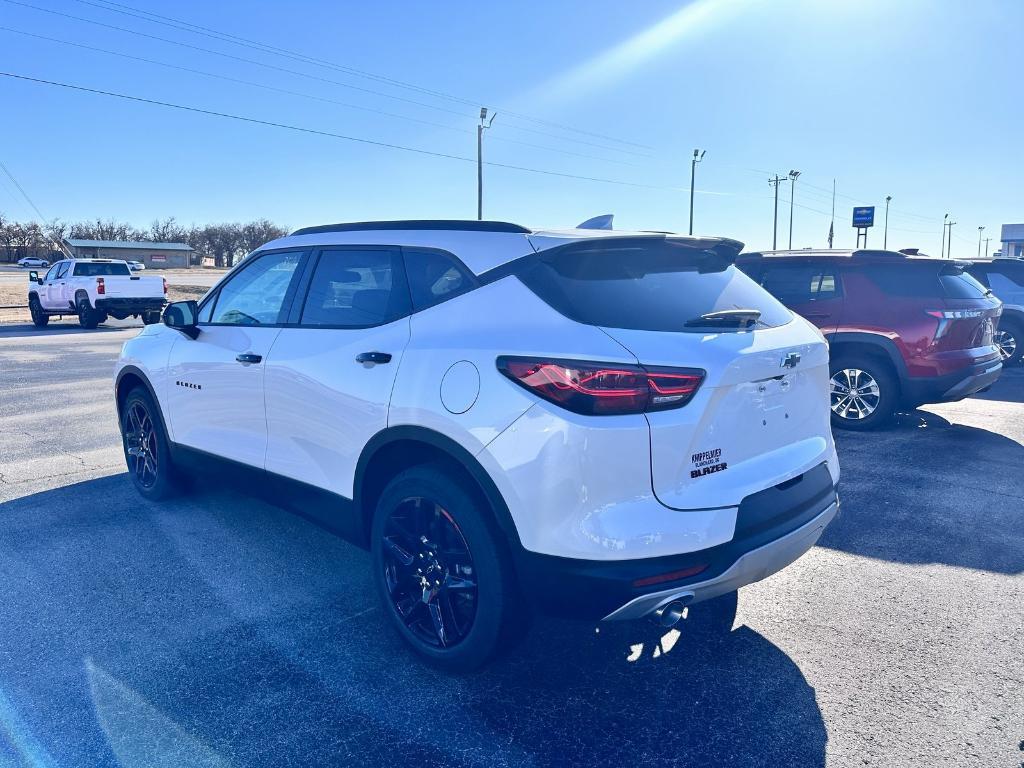 new 2025 Chevrolet Blazer car, priced at $38,702