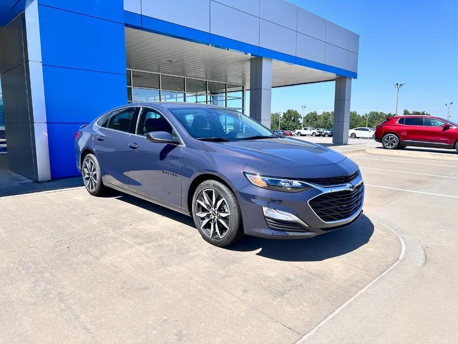 new 2025 Chevrolet Malibu car, priced at $27,995