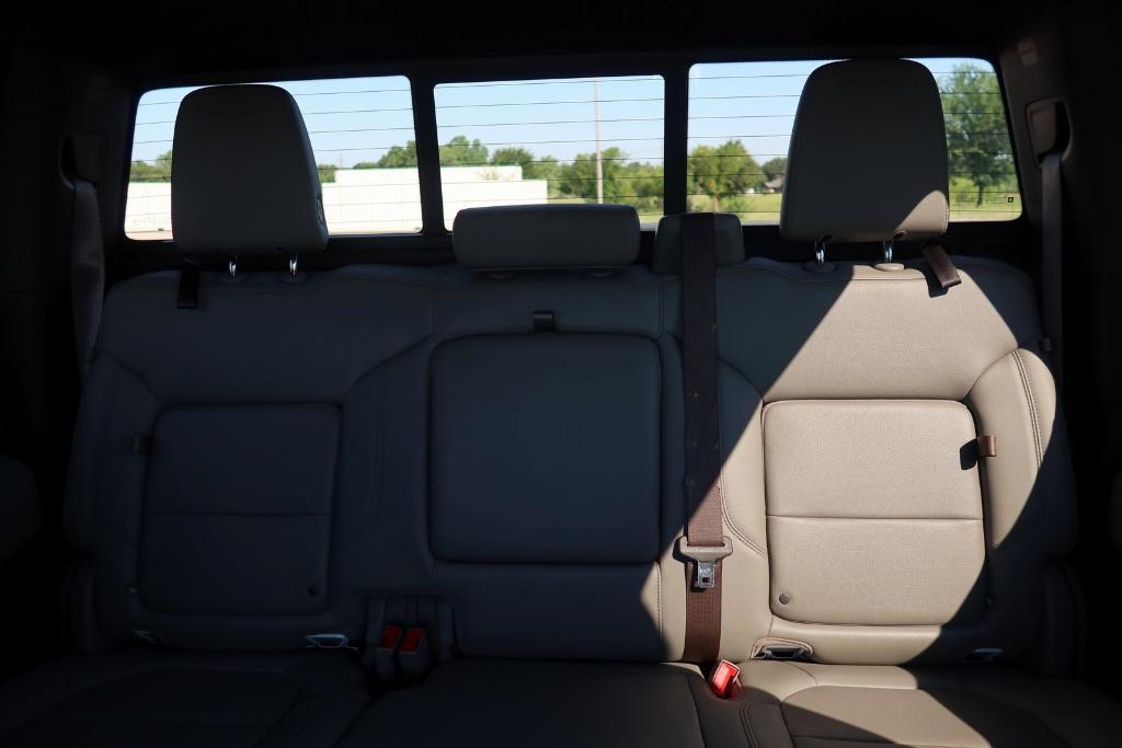 used 2020 Chevrolet Silverado 1500 car, priced at $29,753