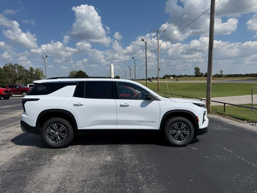 new 2026 Chevrolet Traverse car, priced at $41,593