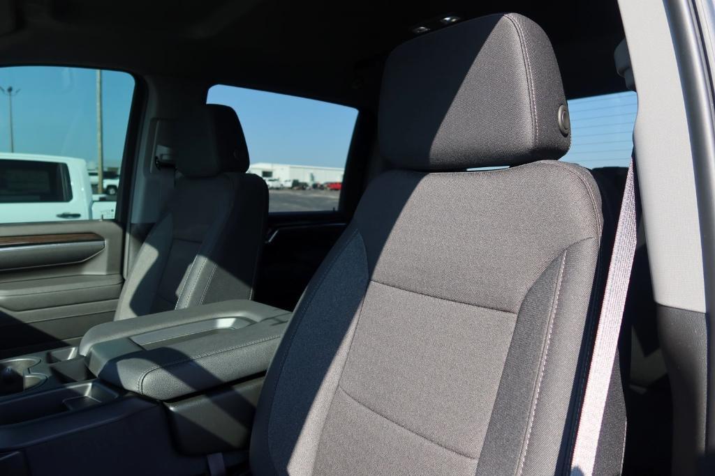 new 2025 Chevrolet Silverado 2500 car, priced at $60,036