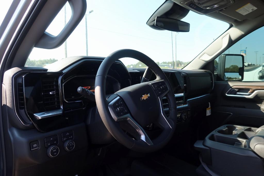 new 2025 Chevrolet Silverado 2500 car, priced at $60,036