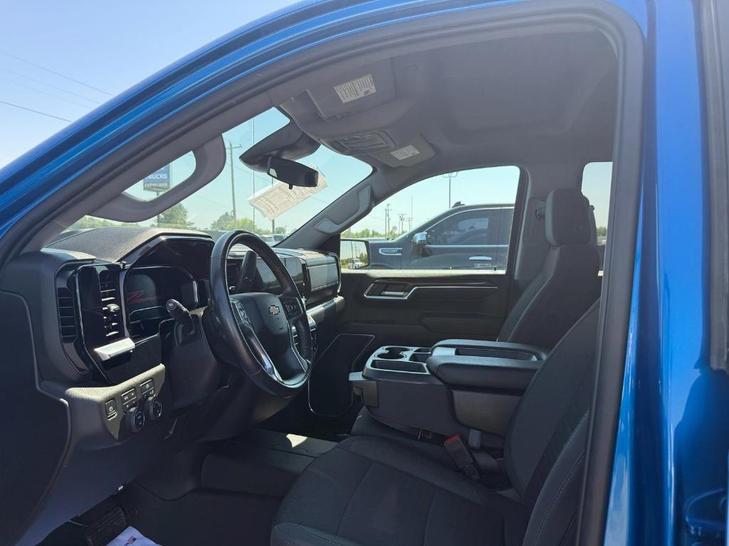 used 2022 Chevrolet Silverado 1500 car, priced at $39,291