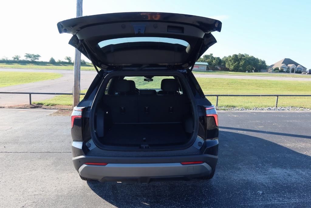 new 2025 Chevrolet Equinox car, priced at $29,361