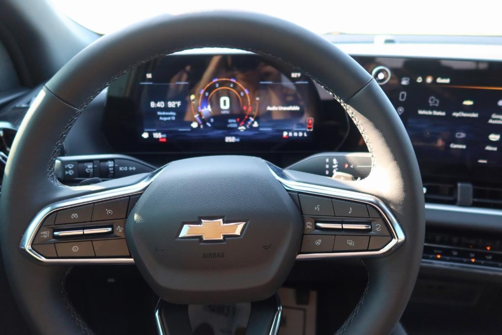 new 2025 Chevrolet Equinox car, priced at $29,361
