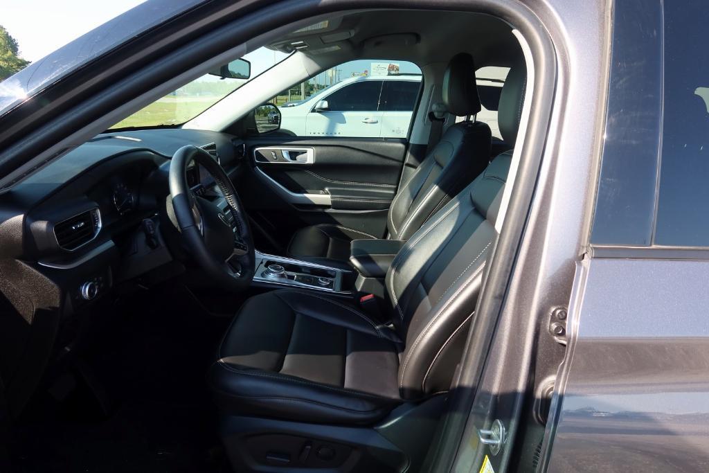 used 2022 Ford Explorer car, priced at $29,591