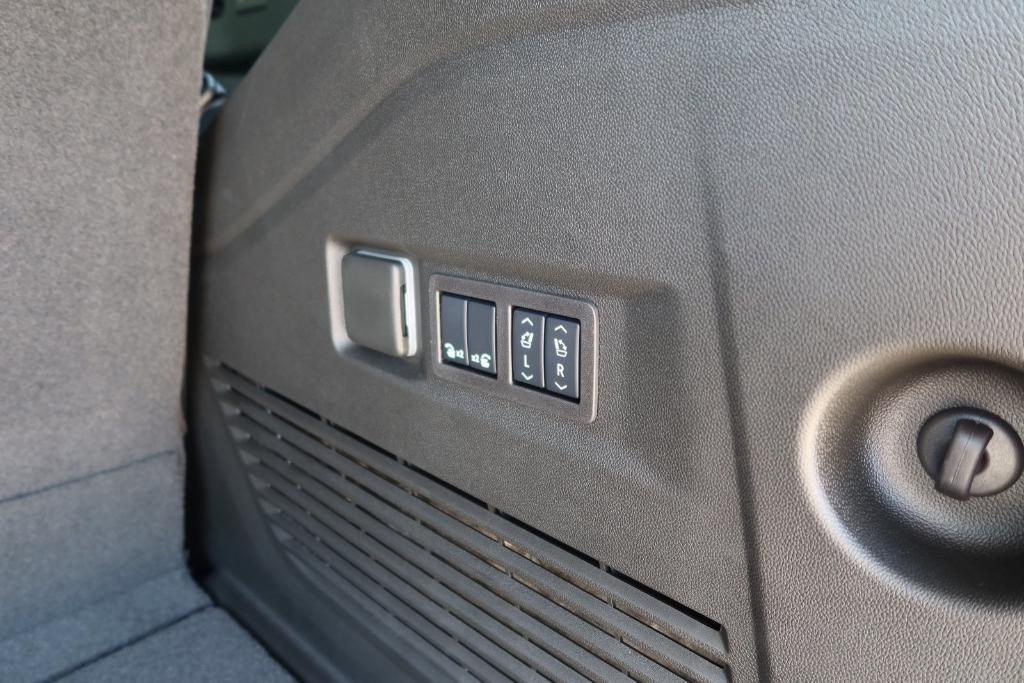 new 2025 Chevrolet Tahoe car, priced at $79,938