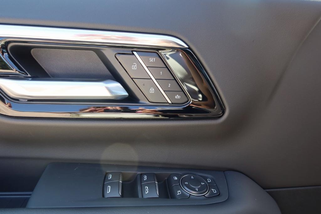 new 2025 Chevrolet Tahoe car, priced at $79,938