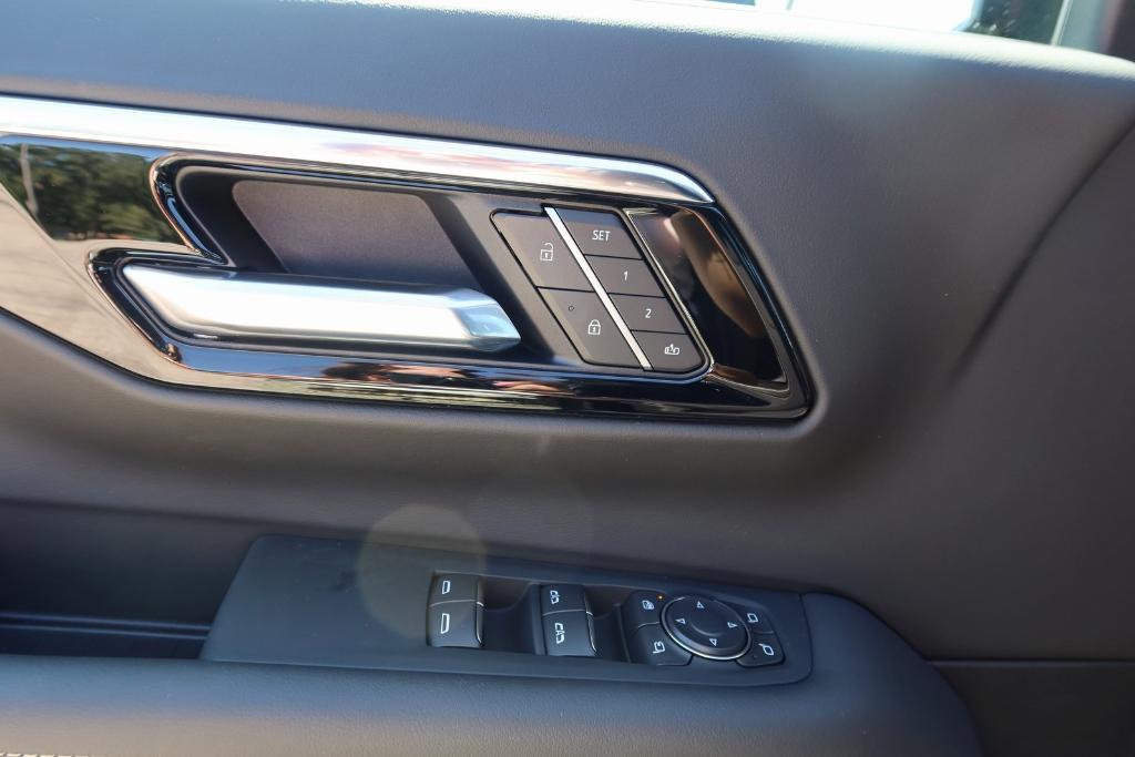 new 2025 Chevrolet Tahoe car, priced at $76,191