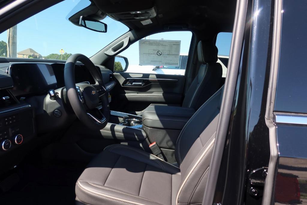 new 2025 Chevrolet Tahoe car, priced at $76,191