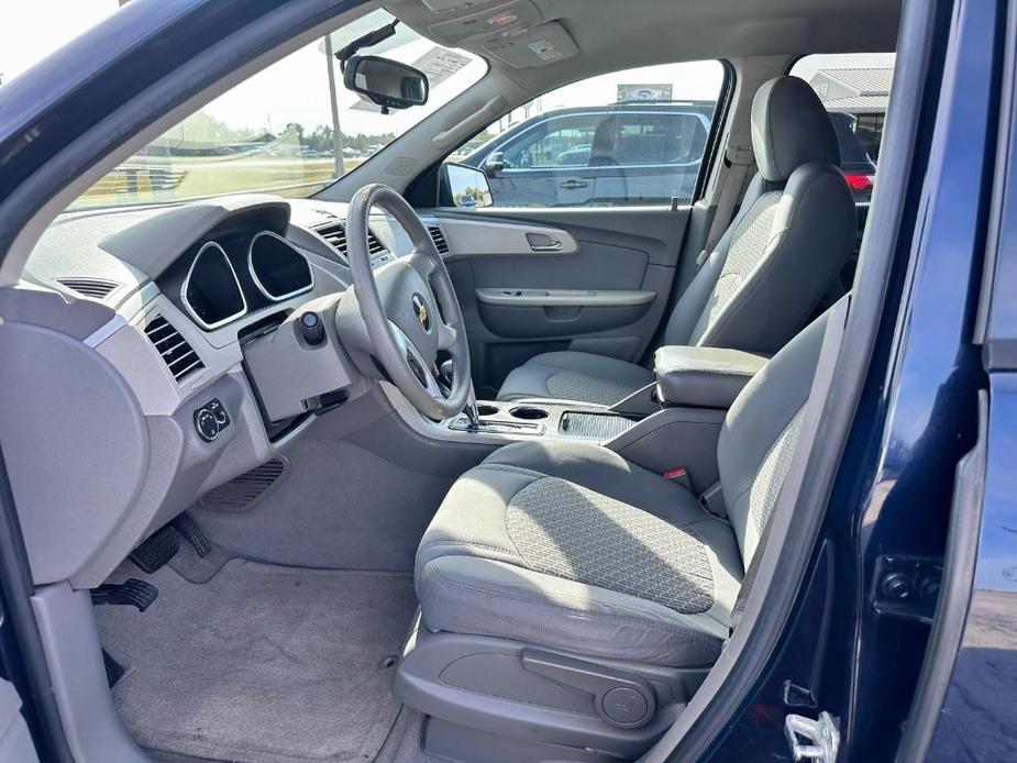 used 2011 Chevrolet Traverse car, priced at $5,876