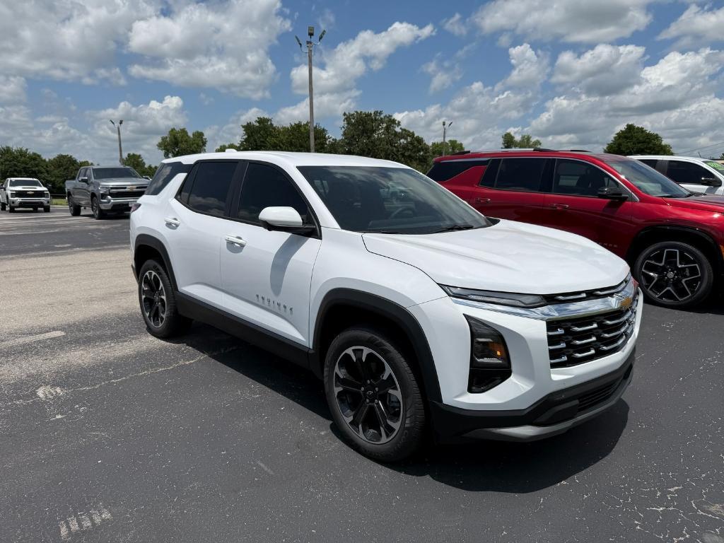 new 2026 Chevrolet Equinox car, priced at $32,906