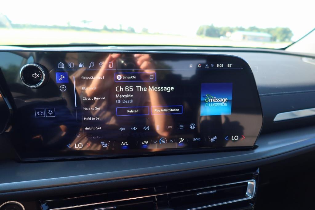 new 2026 Chevrolet Traverse car, priced at $44,558
