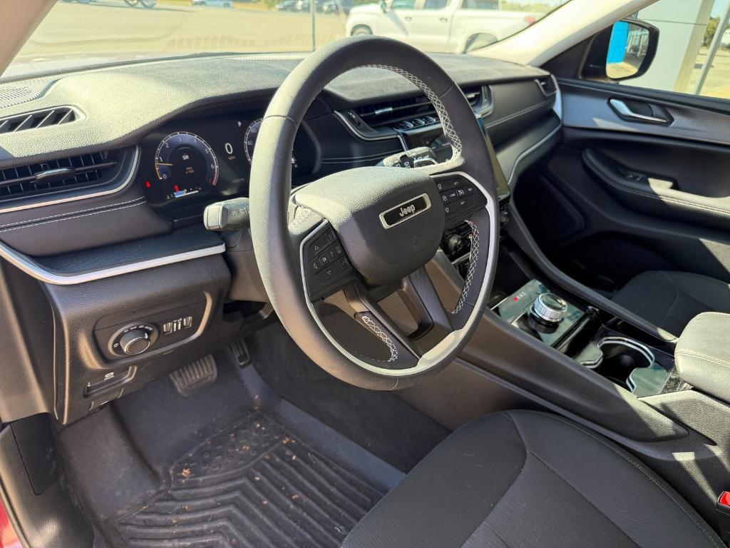 used 2023 Jeep Grand Cherokee car, priced at $30,234