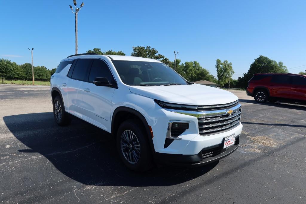 new 2025 Chevrolet Traverse car, priced at $44,045