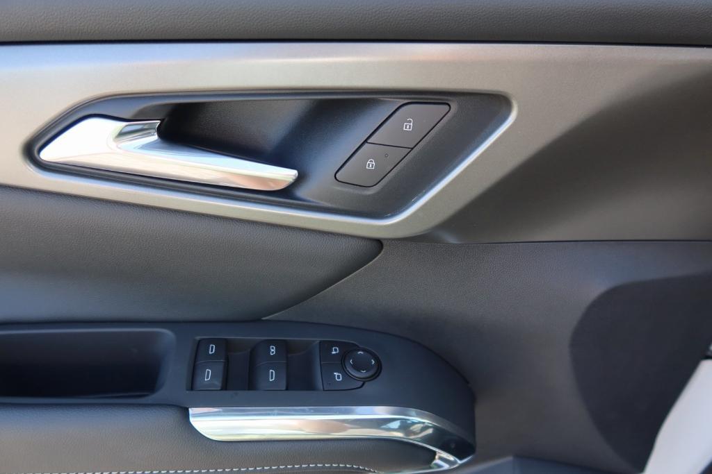 new 2025 Chevrolet Traverse car, priced at $44,045