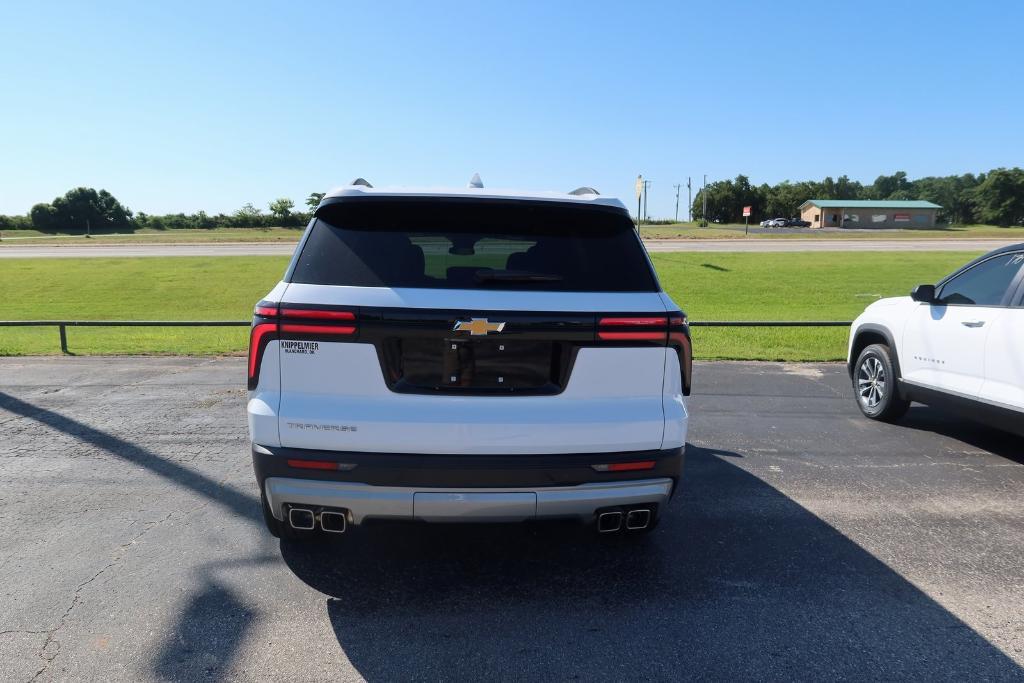 new 2025 Chevrolet Traverse car, priced at $44,045