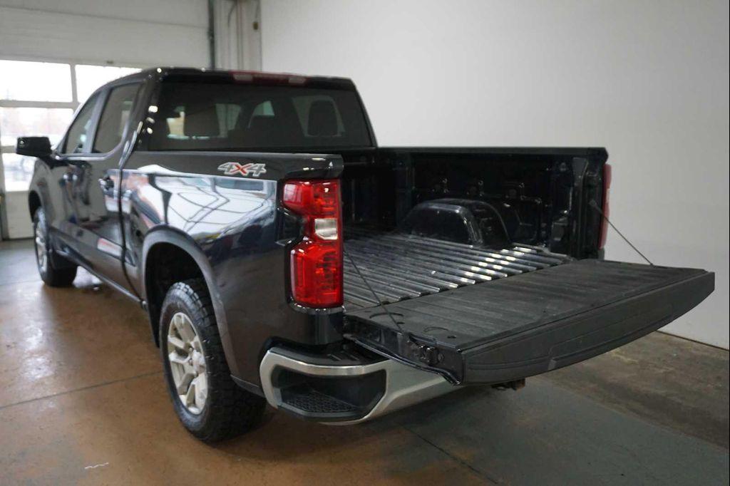 used 2022 Chevrolet Silverado 1500 car, priced at $38,975