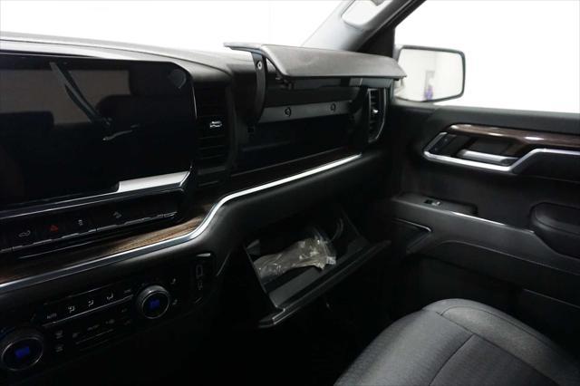 used 2022 Chevrolet Silverado 1500 car, priced at $52,888