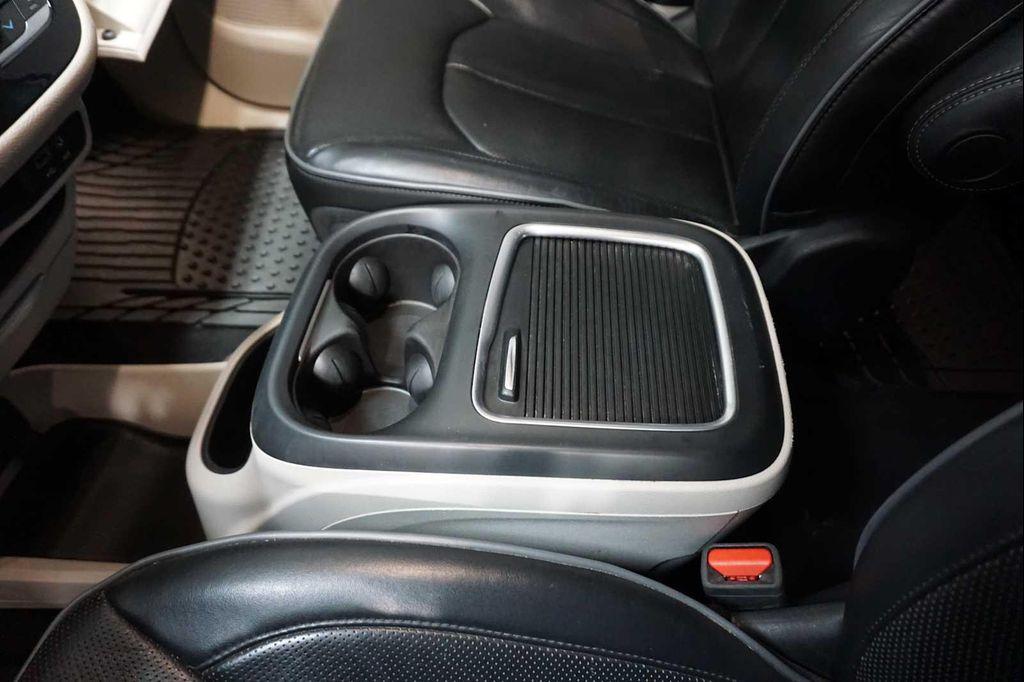 used 2020 Chrysler Pacifica car, priced at $18,955