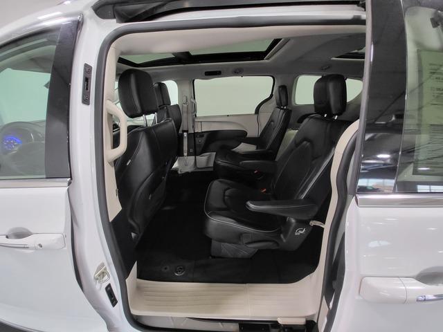 used 2020 Chrysler Pacifica car, priced at $22,888