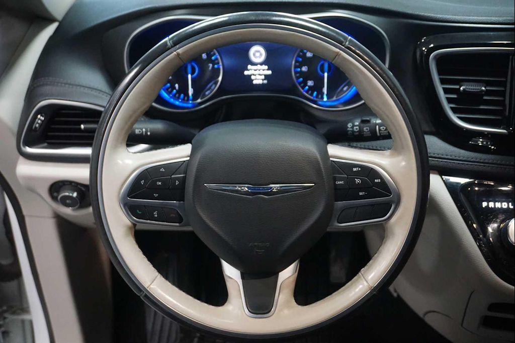 used 2020 Chrysler Pacifica car, priced at $18,955