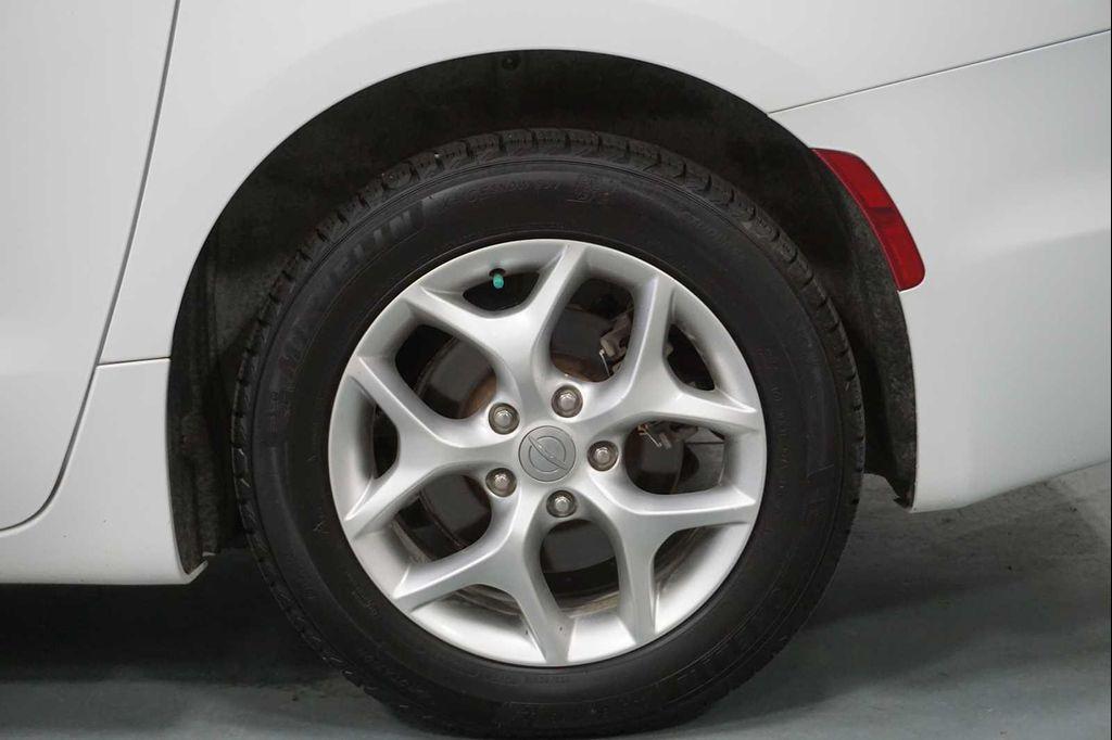 used 2020 Chrysler Pacifica car, priced at $18,955