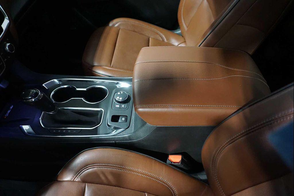 used 2018 Chevrolet Traverse car, priced at $25,999