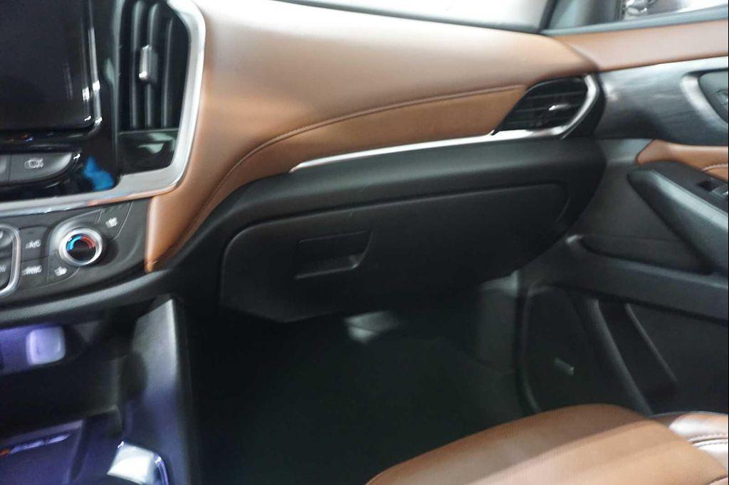 used 2018 Chevrolet Traverse car, priced at $25,999