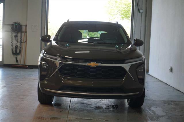 used 2024 Chevrolet Trax car, priced at $23,999