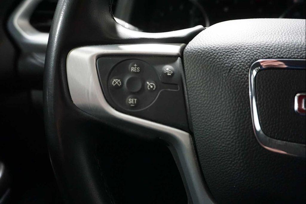 used 2023 GMC Acadia car, priced at $23,975