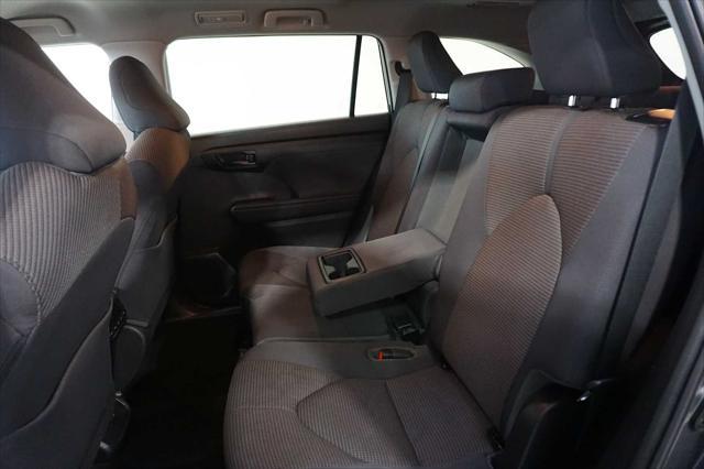 used 2023 Toyota Highlander car, priced at $33,999