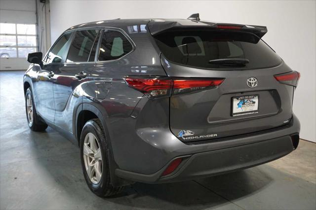 used 2023 Toyota Highlander car, priced at $33,999