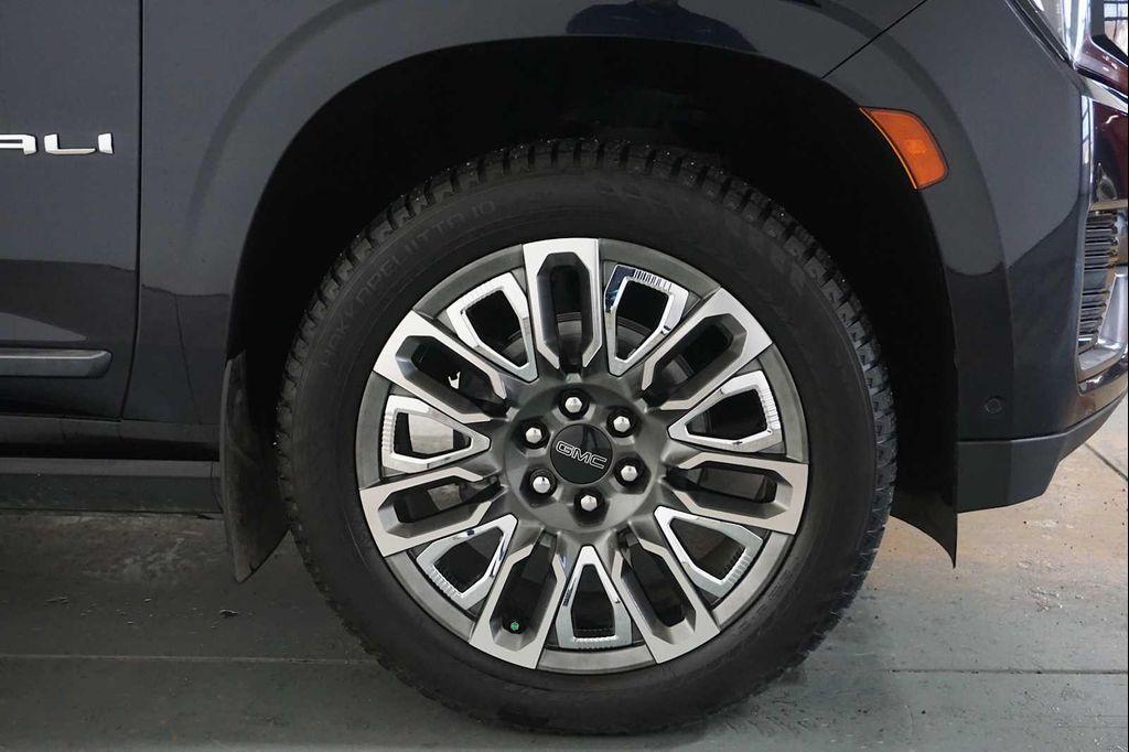 used 2023 GMC Yukon car, priced at $64,999
