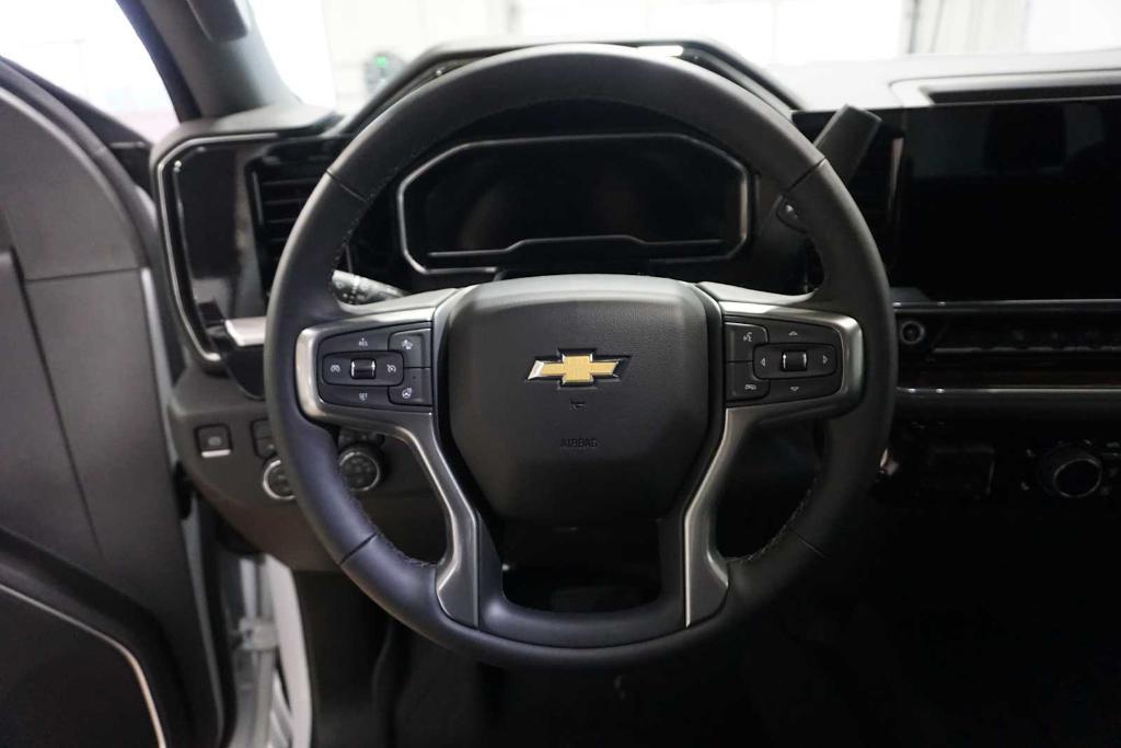 used 2024 Chevrolet Silverado 2500 car, priced at $58,999