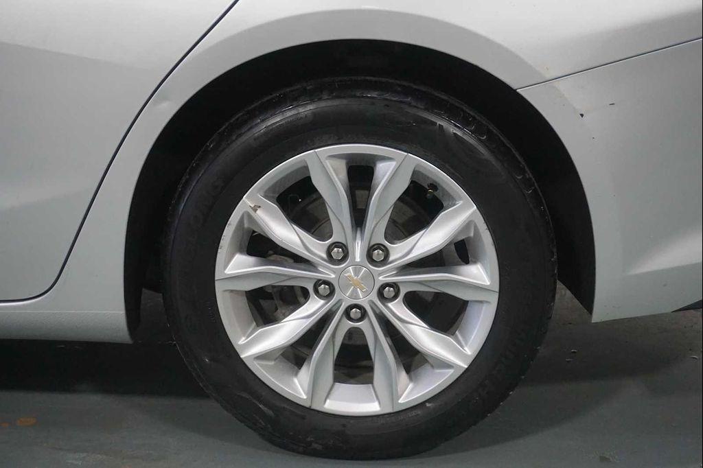 used 2021 Chevrolet Malibu car, priced at $13,999