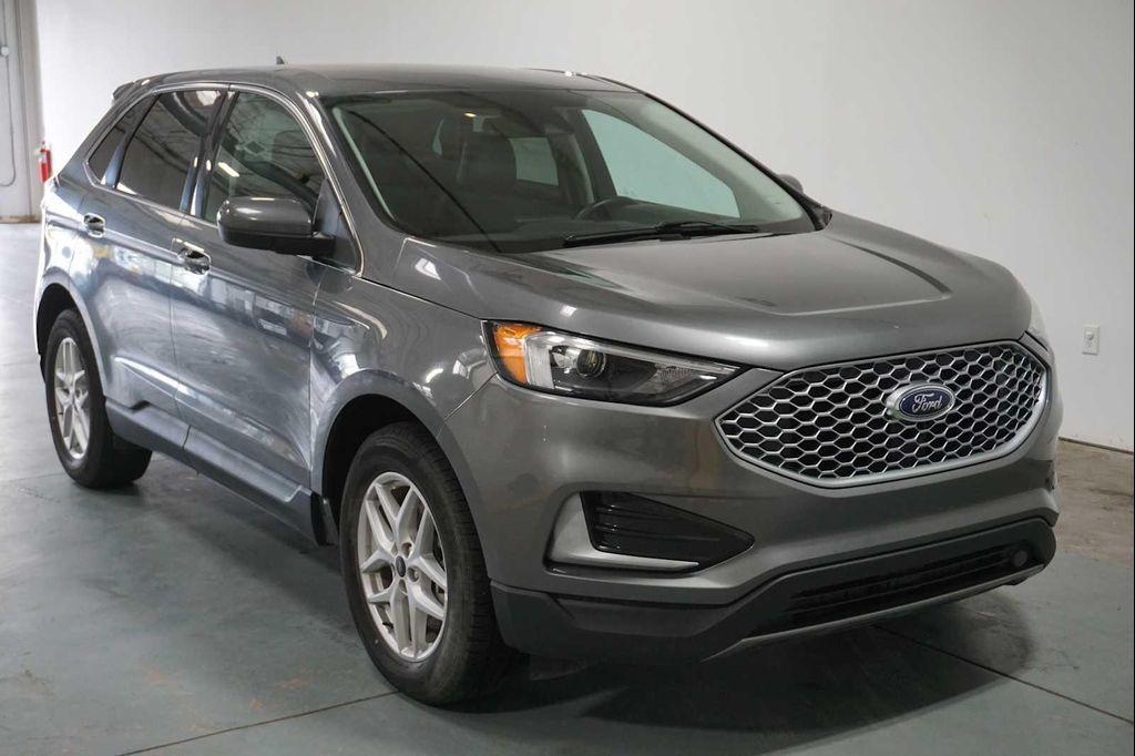 used 2023 Ford Edge car, priced at $20,999