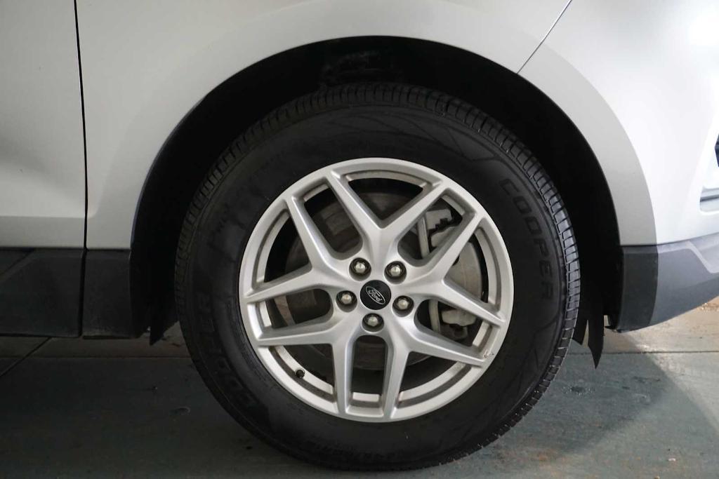 used 2023 Ford Edge car, priced at $21,999