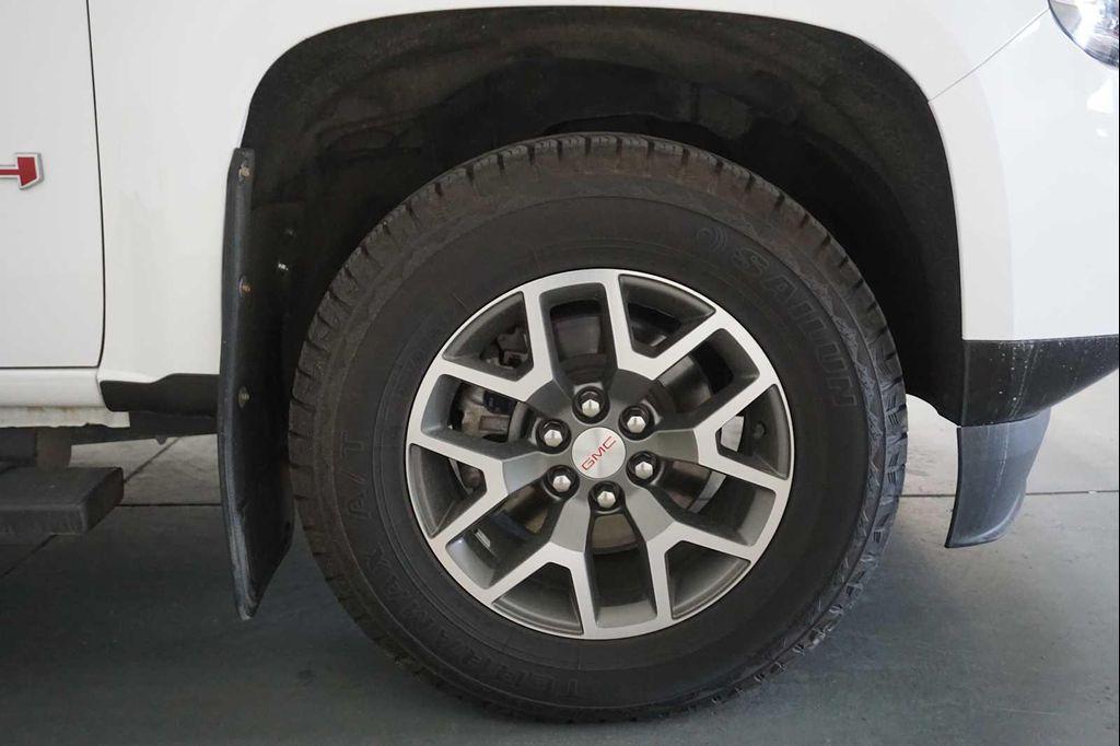 used 2021 GMC Canyon car, priced at $25,999