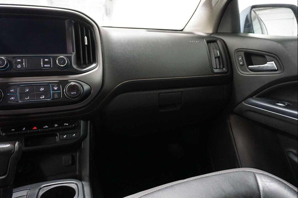 used 2021 GMC Canyon car, priced at $25,999