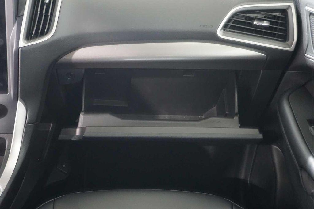used 2024 Ford Edge car, priced at $26,888
