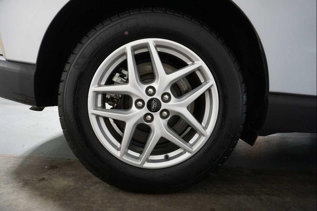 used 2024 Ford Edge car, priced at $26,888