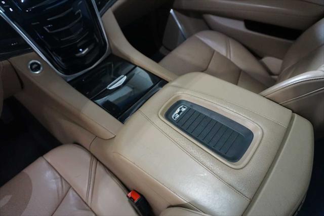 used 2020 Cadillac Escalade ESV car, priced at $44,989