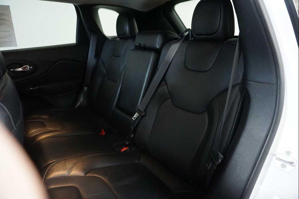 used 2023 Jeep Cherokee car, priced at $23,955