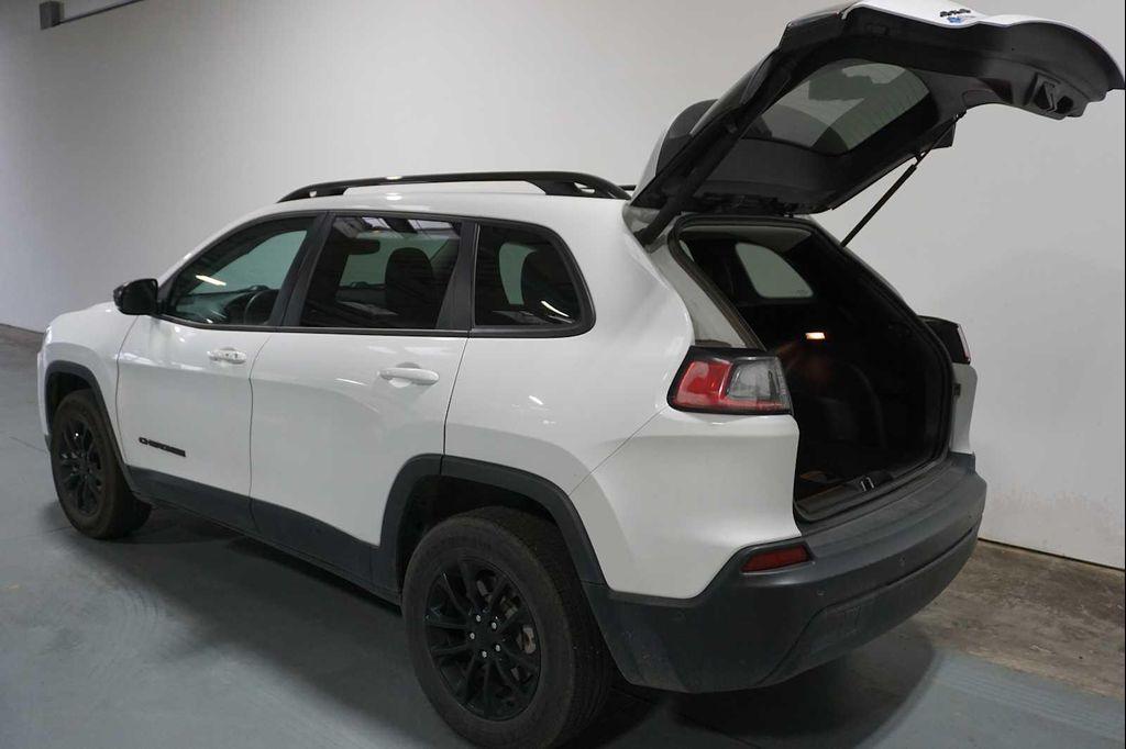 used 2023 Jeep Cherokee car, priced at $23,955