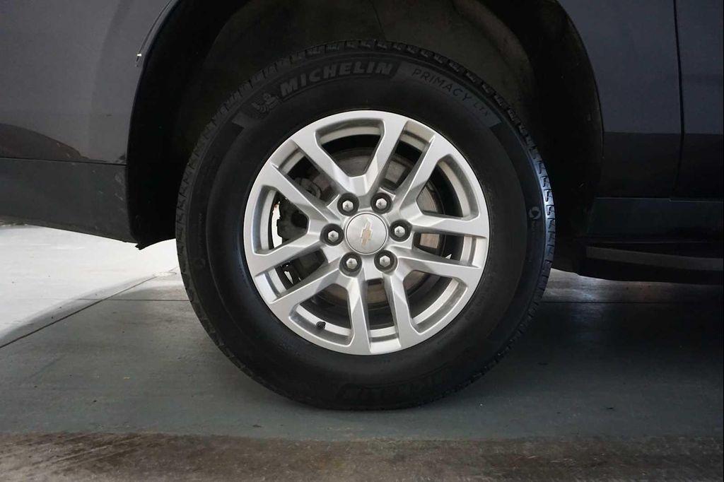 used 2023 Chevrolet Suburban car, priced at $46,888